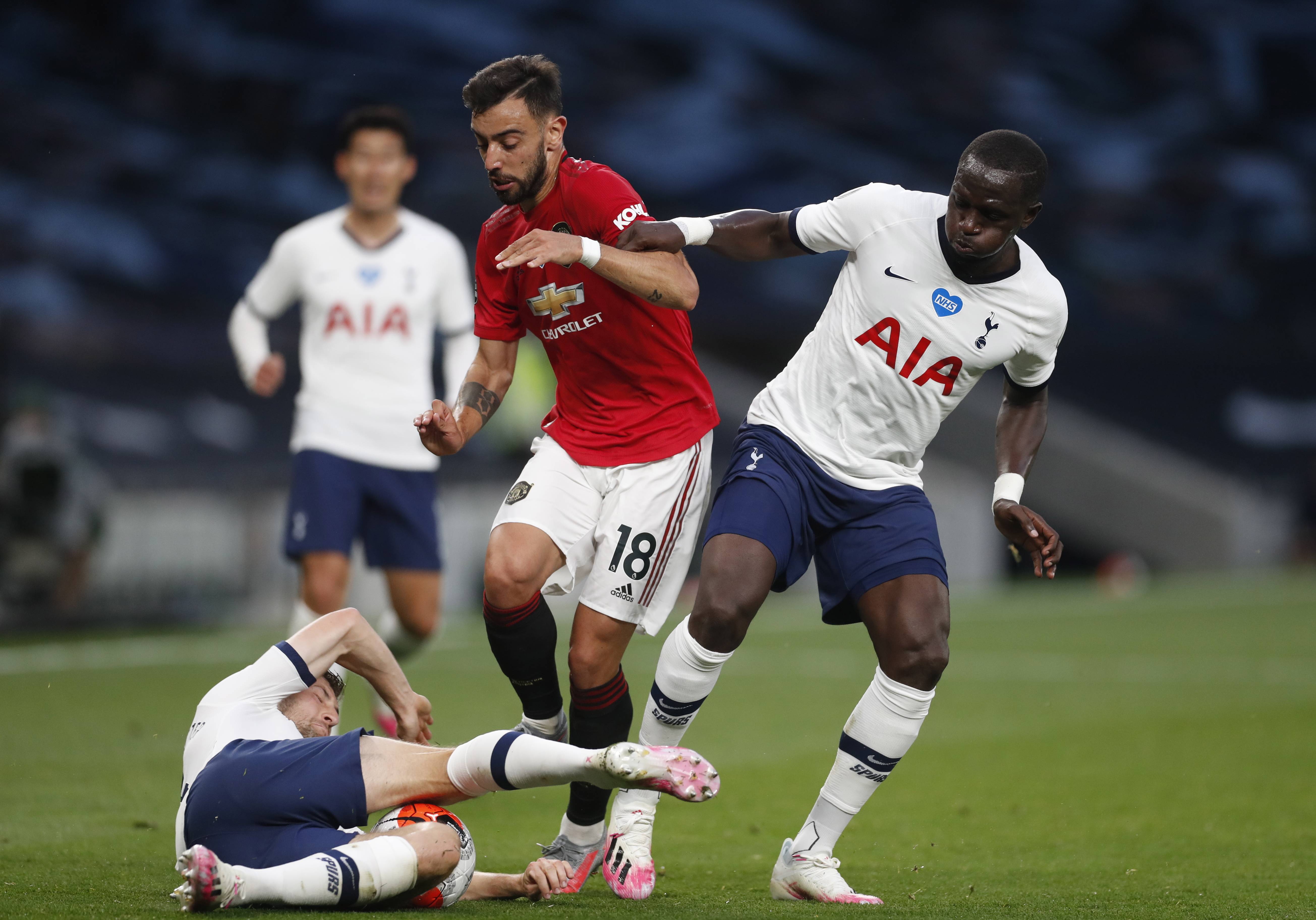 中国足球承 中国足球承